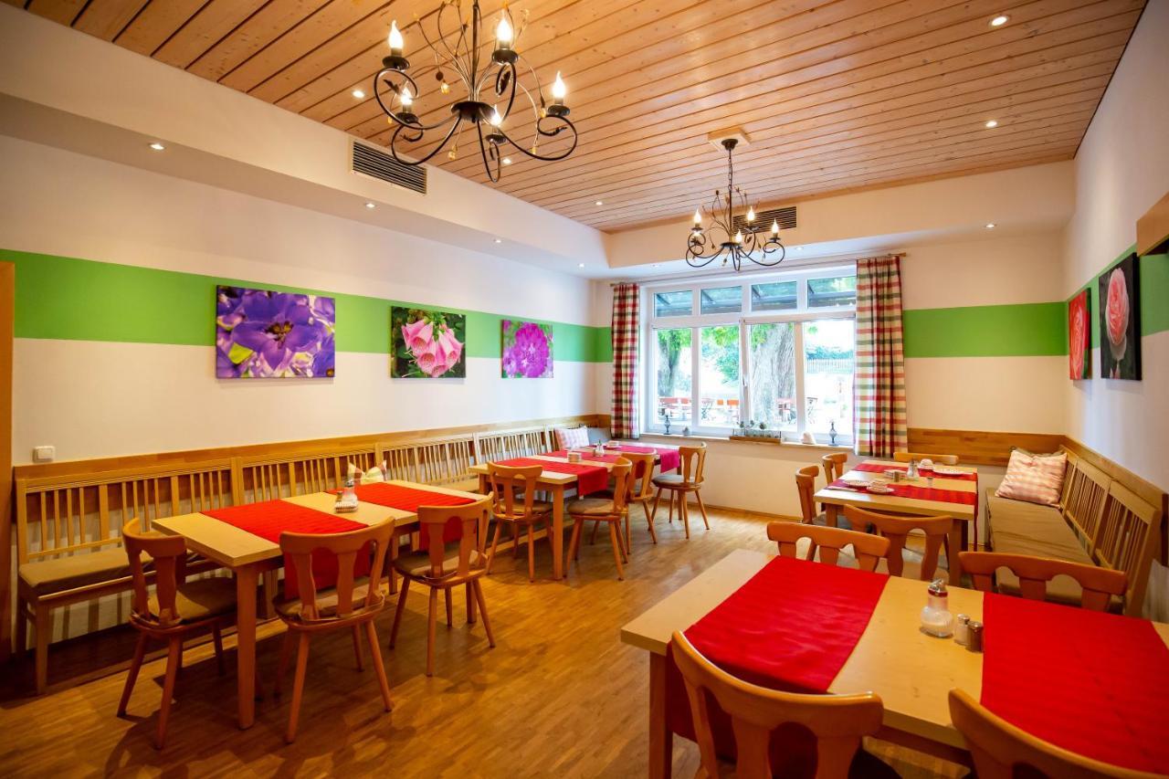 Gasthaus Und Hotel Goettler Josef Rumeltshausen Zewnętrze zdjęcie